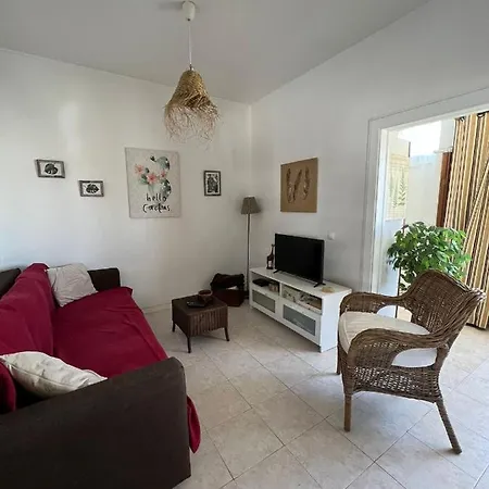T2 Apartment *